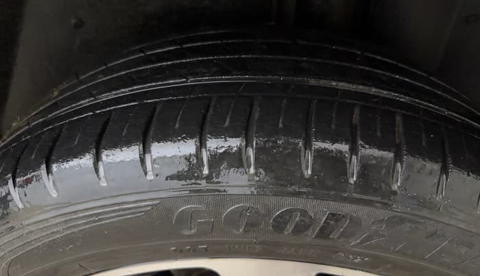 2021 MG HECTOR SHARP 1.5 DCT PETROL, Petrol, Automatic, 46,718 km, Left Rear Tyre Tread