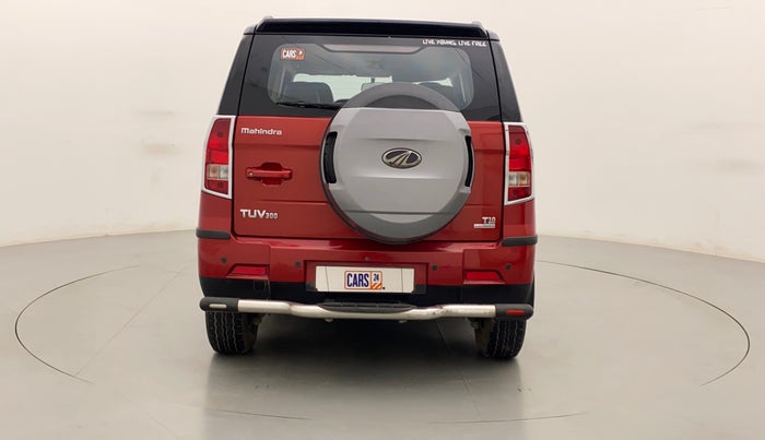 2018 Mahindra TUV300 T10 AMT, Diesel, Automatic, 82,048 km, Back/Rear