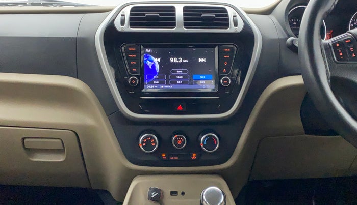 2018 Mahindra TUV300 T10 AMT, Diesel, Automatic, 82,048 km, Air Conditioner