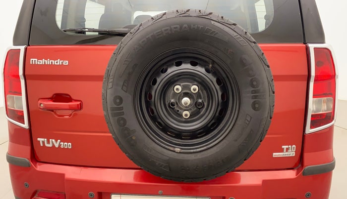 2018 Mahindra TUV300 T10 AMT, Diesel, Automatic, 82,048 km, Spare Tyre