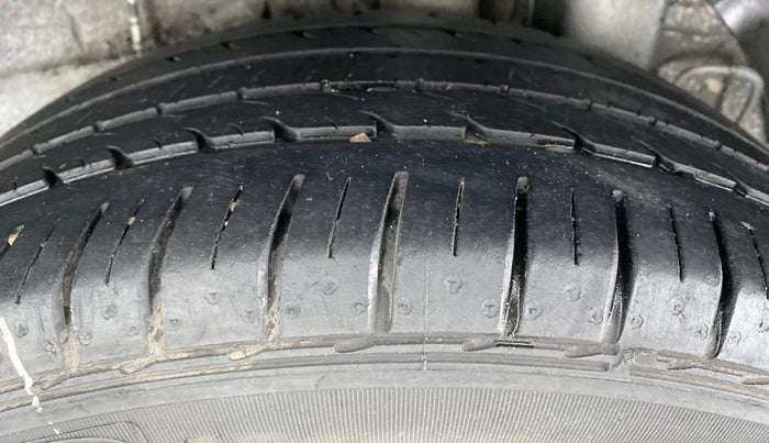 2016 Hyundai i20 Active 1.2 SX, Petrol, Manual, 65,235 km, Left Rear Tyre Tread