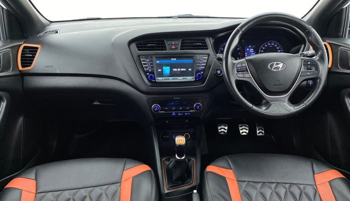 2016 Hyundai i20 Active 1.2 SX, Petrol, Manual, 65,235 km, Dashboard