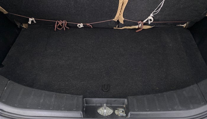 2013 Maruti Wagon R 1.0 VXI, Petrol, Manual, 75,578 km, Boot Inside