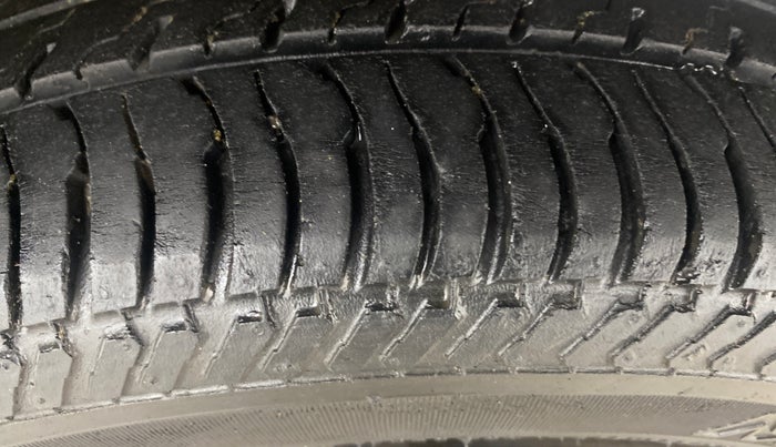 2016 Maruti Alto K10 VXI AMT, Petrol, Automatic, 55,037 km, Left Rear Tyre Tread