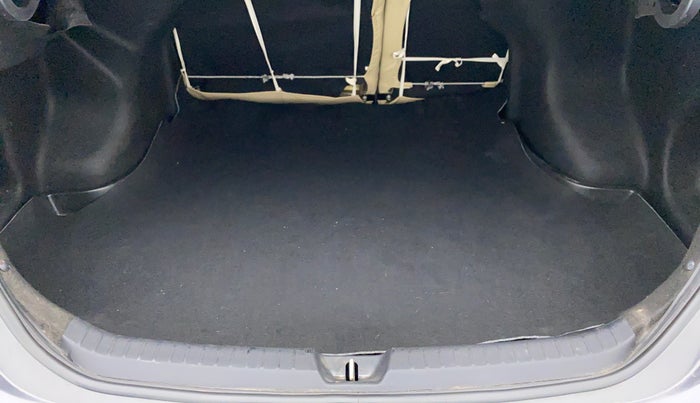 2020 Toyota YARIS J CVT, Petrol, Automatic, 9,572 km, Boot Inside