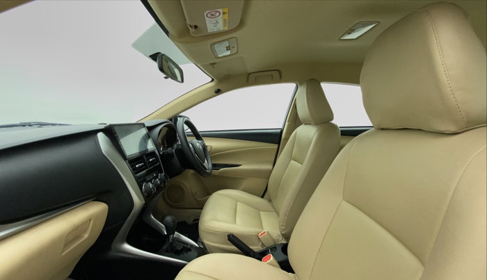 2020 Toyota YARIS J CVT, Petrol, Automatic, 9,572 km, Right Side Front Door Cabin