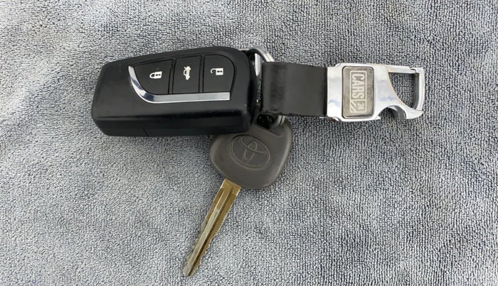 2020 Toyota YARIS J CVT, Petrol, Automatic, 9,572 km, Key Close Up