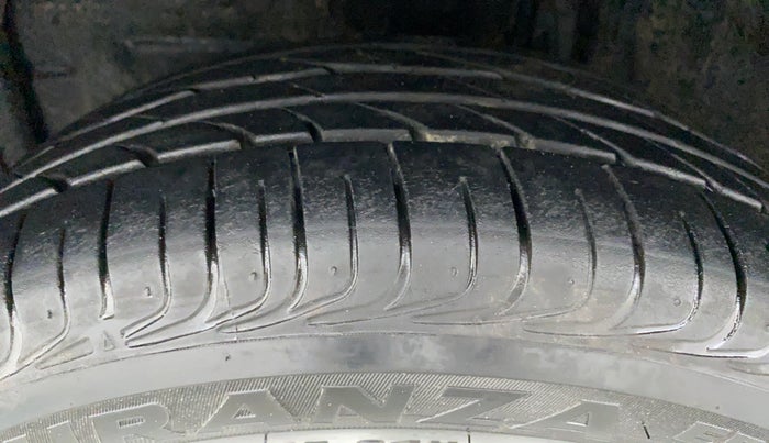 2020 Toyota YARIS J CVT, Petrol, Automatic, 9,572 km, Left Front Tyre Tread
