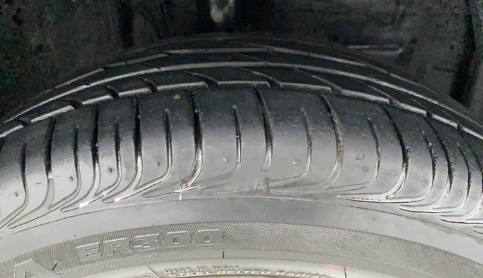 2020 Toyota YARIS J CVT, Petrol, Automatic, 9,572 km, Right Front Tyre Tread