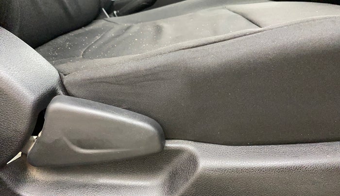2018 Renault Kwid RXT 1.0 AMT, Petrol, Automatic, 12,961 km, Driver Side Adjustment Panel