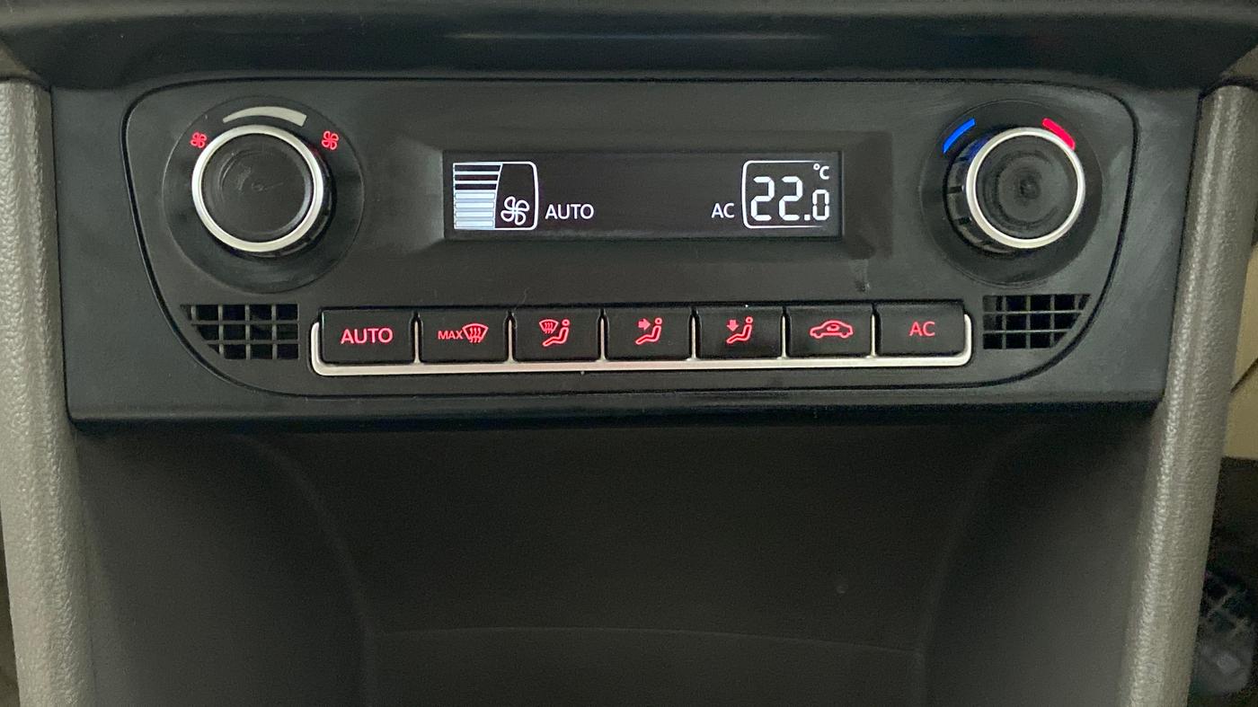 2013 Volkswagen Vento HIGHLINE DIESEL, Diesel, Manual, 67,871 km, Automatic Climate Control