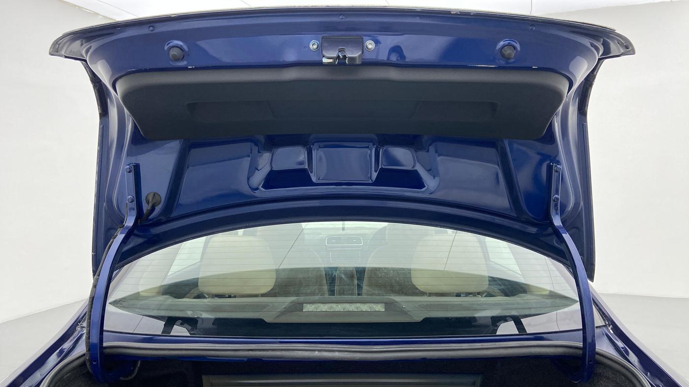 2013 Volkswagen Vento HIGHLINE DIESEL, Diesel, Manual, 67,871 km, Boot Door Open