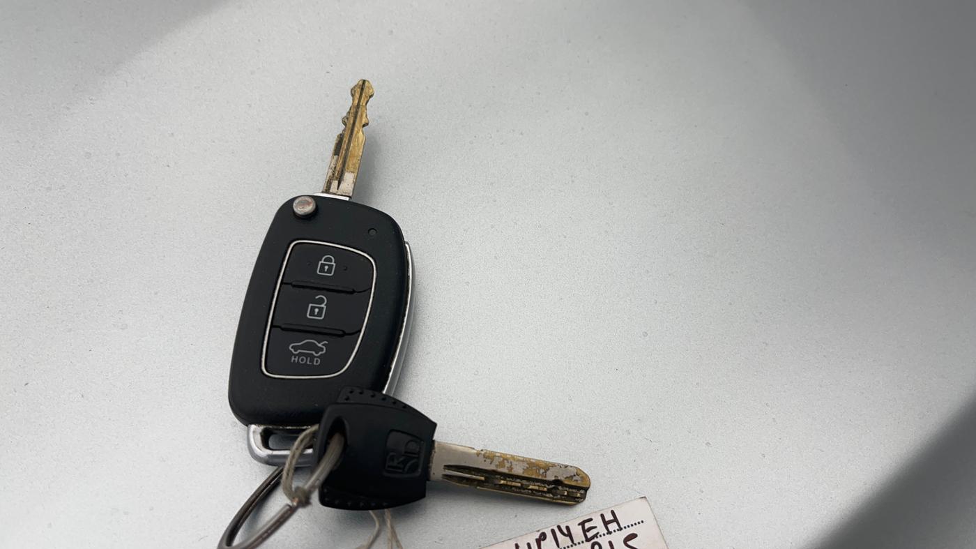2019 Hyundai GRAND I10 NIOS SPORTZ AMT 1.2 KAPPA VTVT, Petrol, Automatic, 52,695 km, Key Close Up