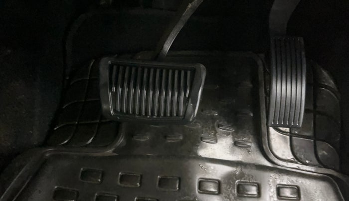 2019 Hyundai GRAND I10 NIOS SPORTZ AMT 1.2 KAPPA VTVT, Petrol, Automatic, 52,637 km, Pedals