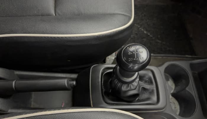 2024 Maruti Alto K10 VXI, Petrol, Manual, 30,824 km, Gear Lever