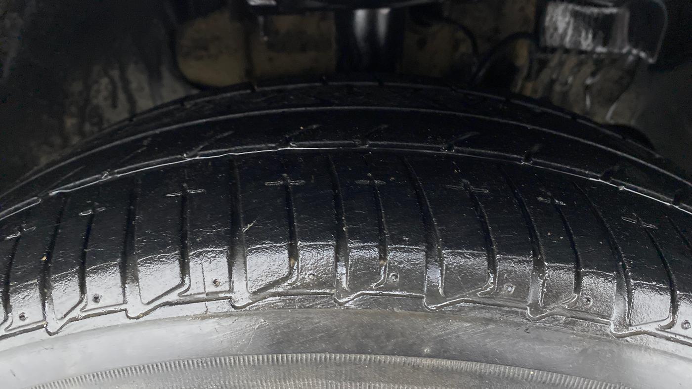 2018 Tata TIGOR XZ 1.2 REVOTRON, Petrol, Manual, 37,217 km, Right Front Tyre Tread