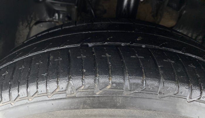 2018 Tata TIGOR XZ 1.2 REVOTRON, Petrol, Manual, 37,217 km, Left Front Tyre Tread
