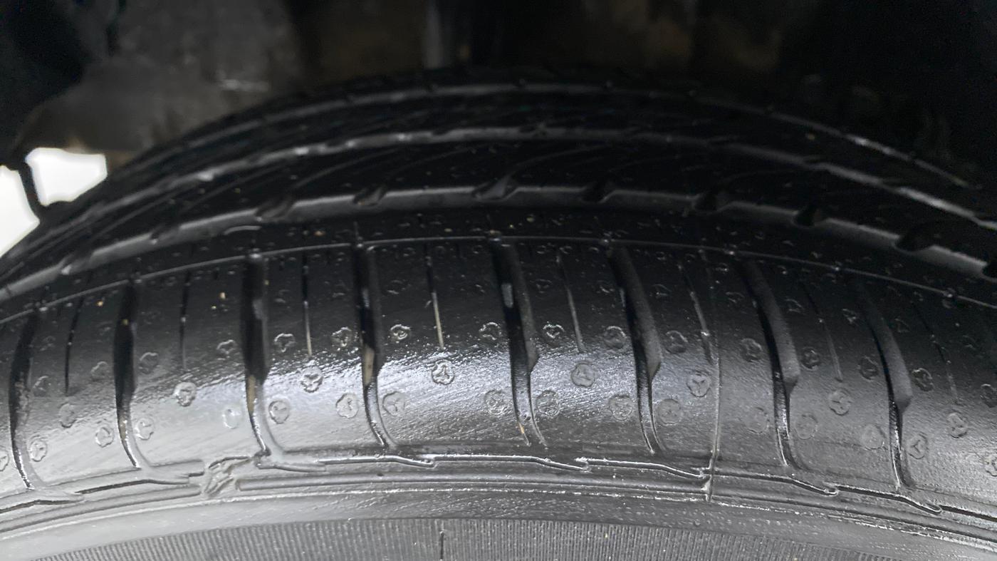 2018 Tata TIGOR XZ 1.2 REVOTRON, Petrol, Manual, 37,217 km, Right Rear Tyre Tread