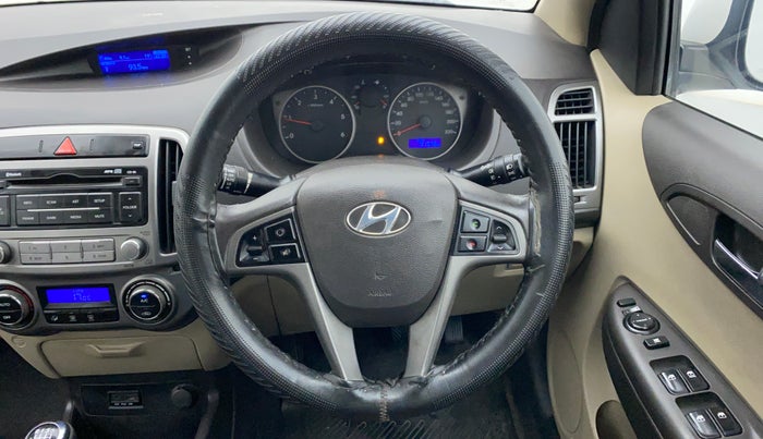 2013 Hyundai i20 SPORTZ 1.4 CRDI, Diesel, Manual, 91,676 km, Steering Wheel Close Up