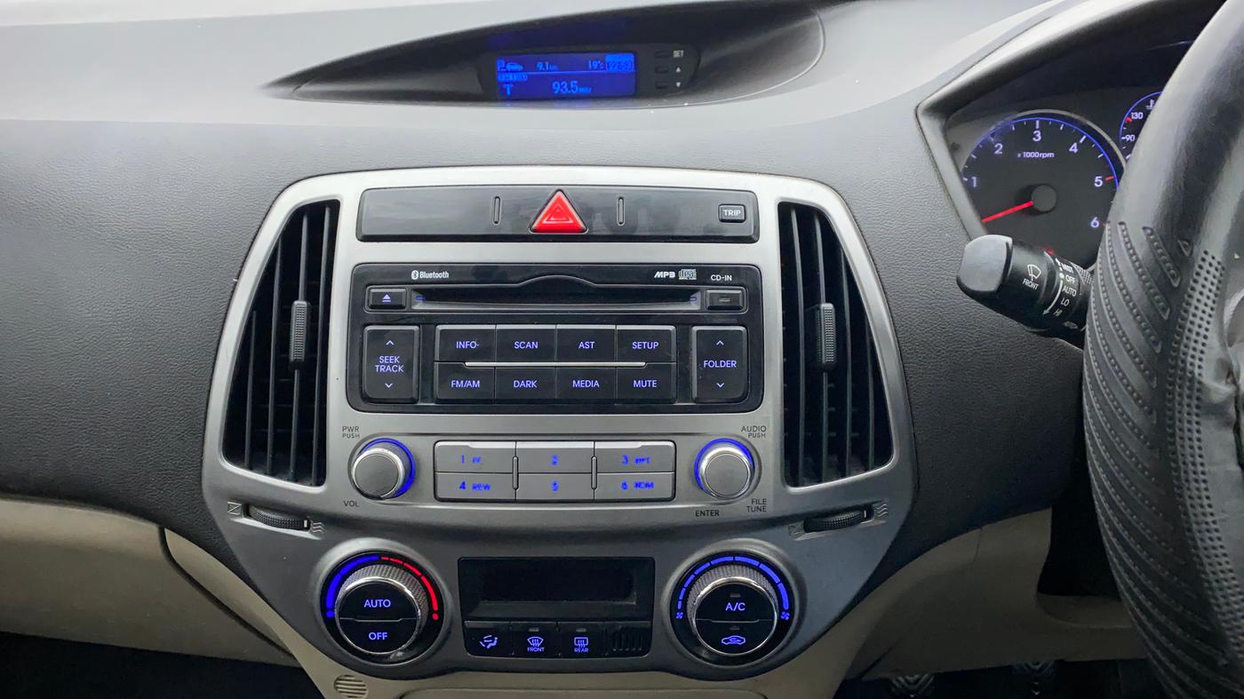 2013 Hyundai i20 SPORTZ 1.4 CRDI, Diesel, Manual, 91,676 km, Air Conditioner