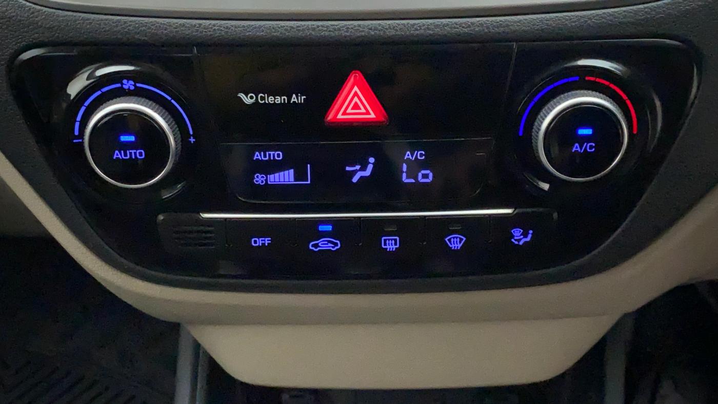 2018 Hyundai Verna 1.6 SX VTVT, Petrol, Manual, 32,097 km, Automatic Climate Control