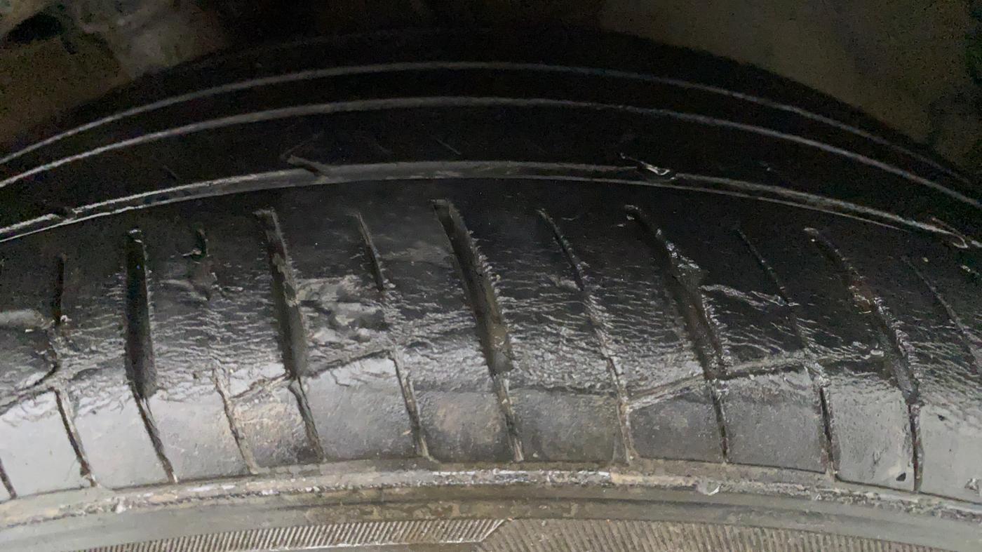 2018 Hyundai Verna 1.6 SX VTVT, Petrol, Manual, 32,097 km, Left Front Tyre Tread