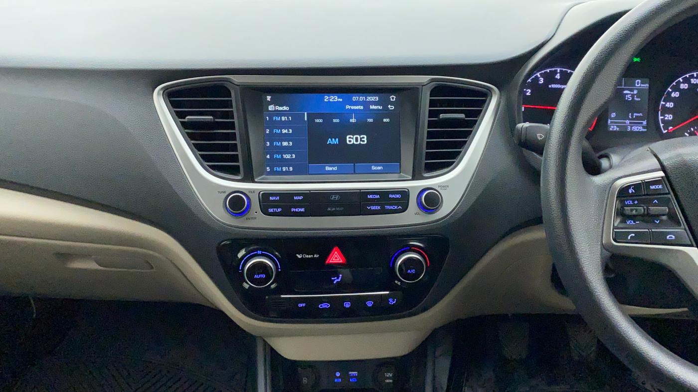 2018 Hyundai Verna 1.6 SX VTVT, Petrol, Manual, 32,097 km, Air Conditioner