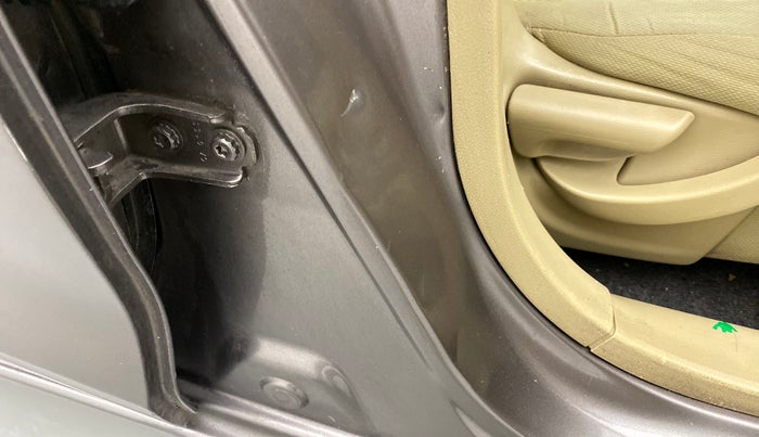 2013 Honda Brio S MT, Petrol, Manual, 65,028 km, Right B pillar - Slightly dented