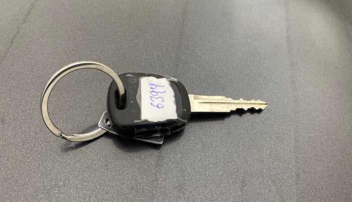 2018 Maruti Alto K10 VXI (O) AMT, Petrol, Automatic, 43,132 km, Key Close Up