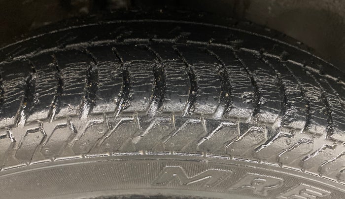 2018 Maruti Alto K10 VXI (O) AMT, Petrol, Automatic, 43,132 km, Right Front Tyre Tread