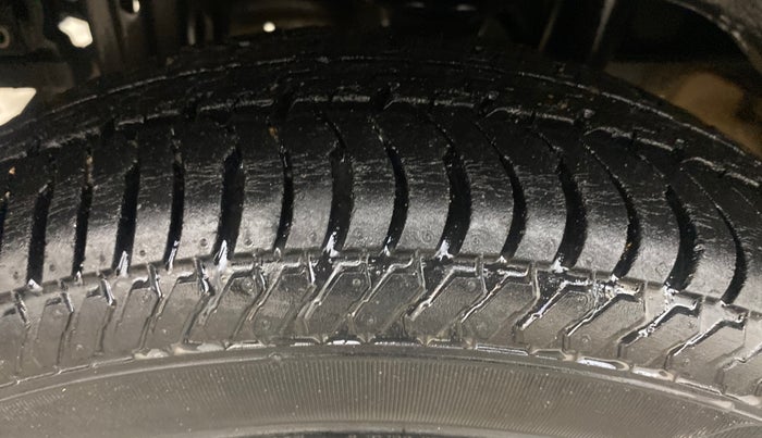 2018 Maruti Alto K10 VXI (O) AMT, Petrol, Automatic, 43,132 km, Right Rear Tyre Tread