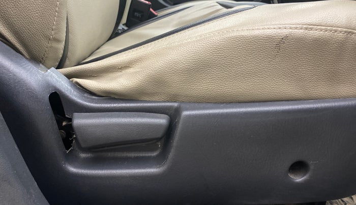 2018 Maruti Alto K10 VXI (O) AMT, Petrol, Automatic, 43,132 km, Driver Side Adjustment Panel