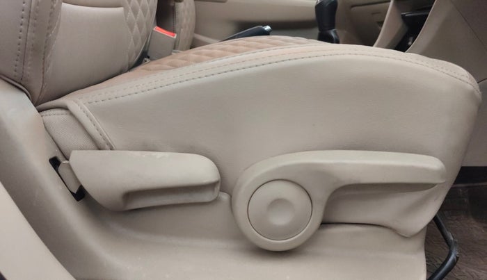 2023 Maruti Ciaz ZETA 1.5 SHVS MT PETROL, Petrol, Manual, 43,128 km, Driver Side Adjustment Panel