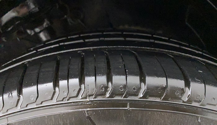 2019 Hyundai VENUE SX PLUS 1.0 TURBO DCT, Petrol, Automatic, 47,936 km, Right Front Tyre Tread