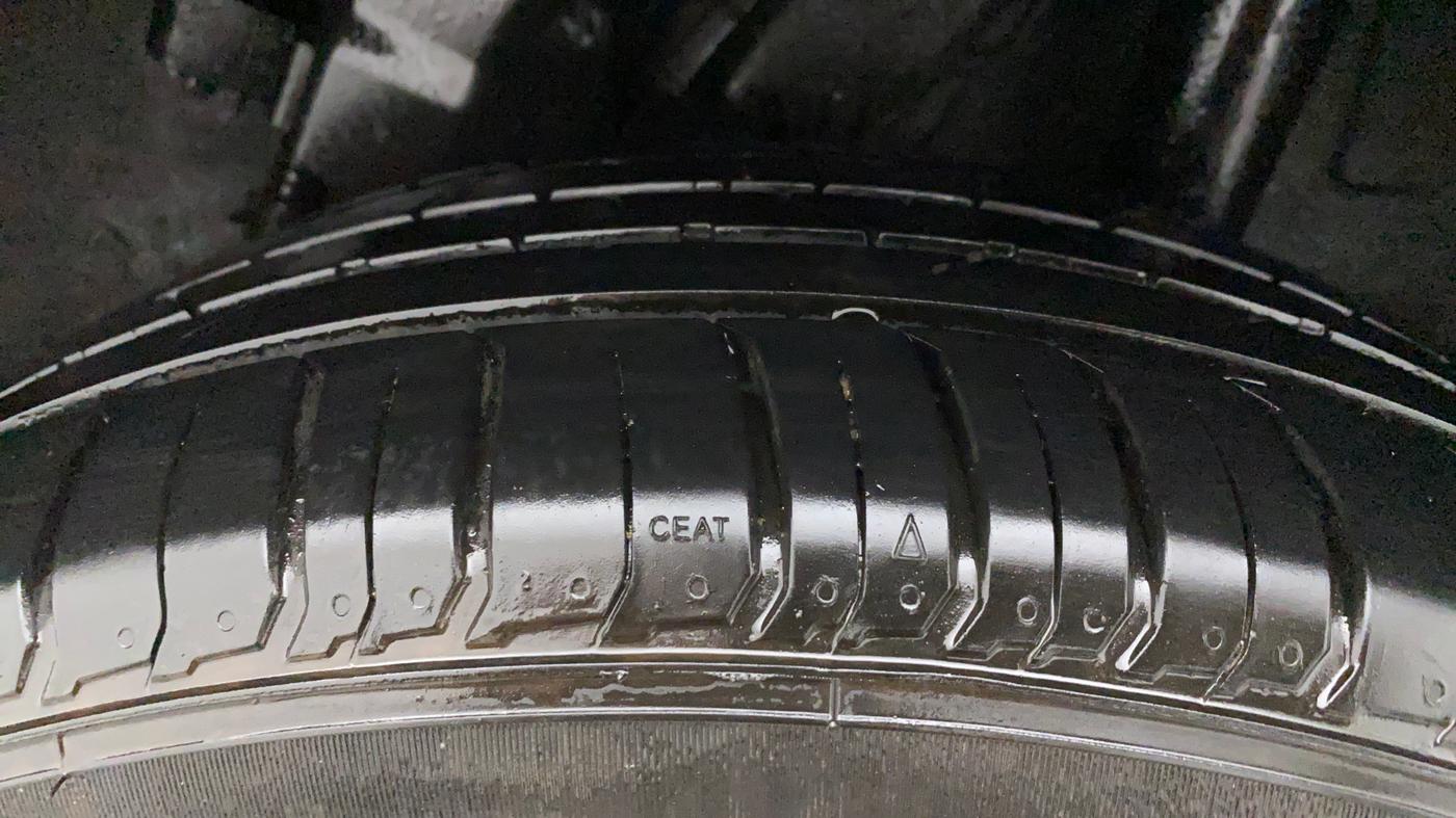 2019 Hyundai VENUE SX PLUS 1.0 TURBO DCT, Petrol, Automatic, 47,936 km, Left Rear Tyre Tread