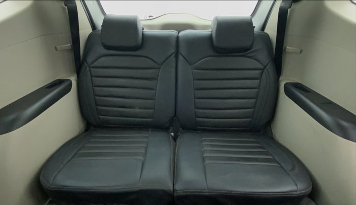 2020 Renault TRIBER 1.0 RXT AT, Petrol, Automatic, 11,256 km, Third Seat Row ( optional )