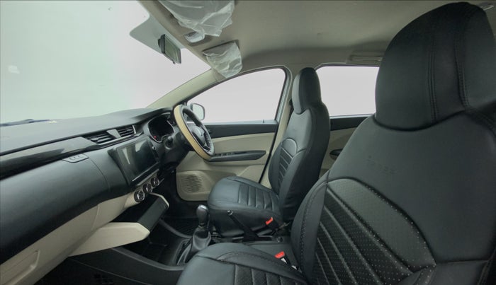 2020 Renault TRIBER 1.0 RXT AT, Petrol, Automatic, 11,256 km, Right Side Front Door Cabin