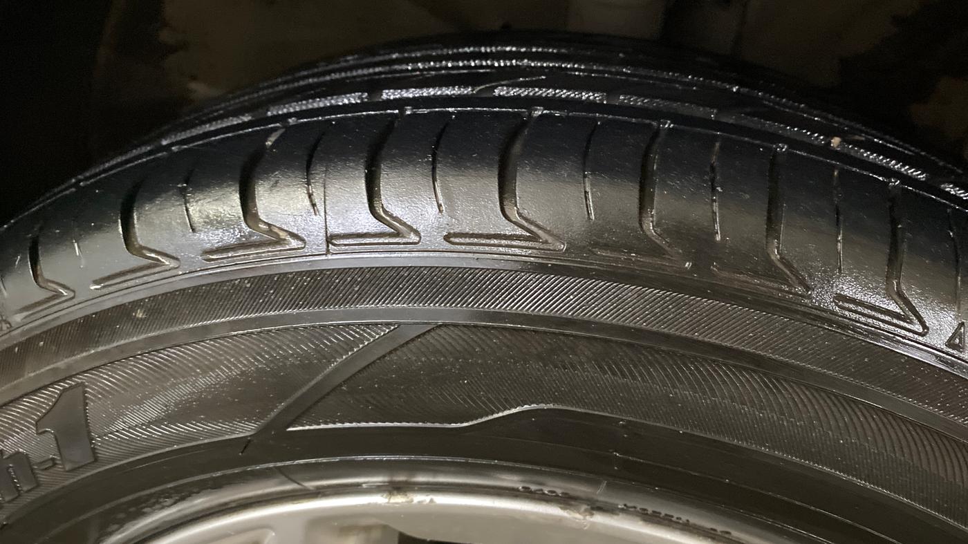 2017 Hyundai Creta SX PLUS 1.6 PETROL, Petrol, Manual, 96,335 km, Right Front Tyre Tread