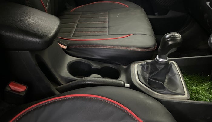 2017 Hyundai Creta SX PLUS 1.6 PETROL, Petrol, Manual, 96,417 km, Gear Lever