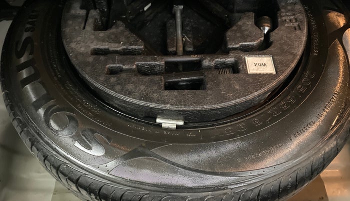 2017 Hyundai Creta SX PLUS 1.6 PETROL, Petrol, Manual, 96,417 km, Spare Tyre