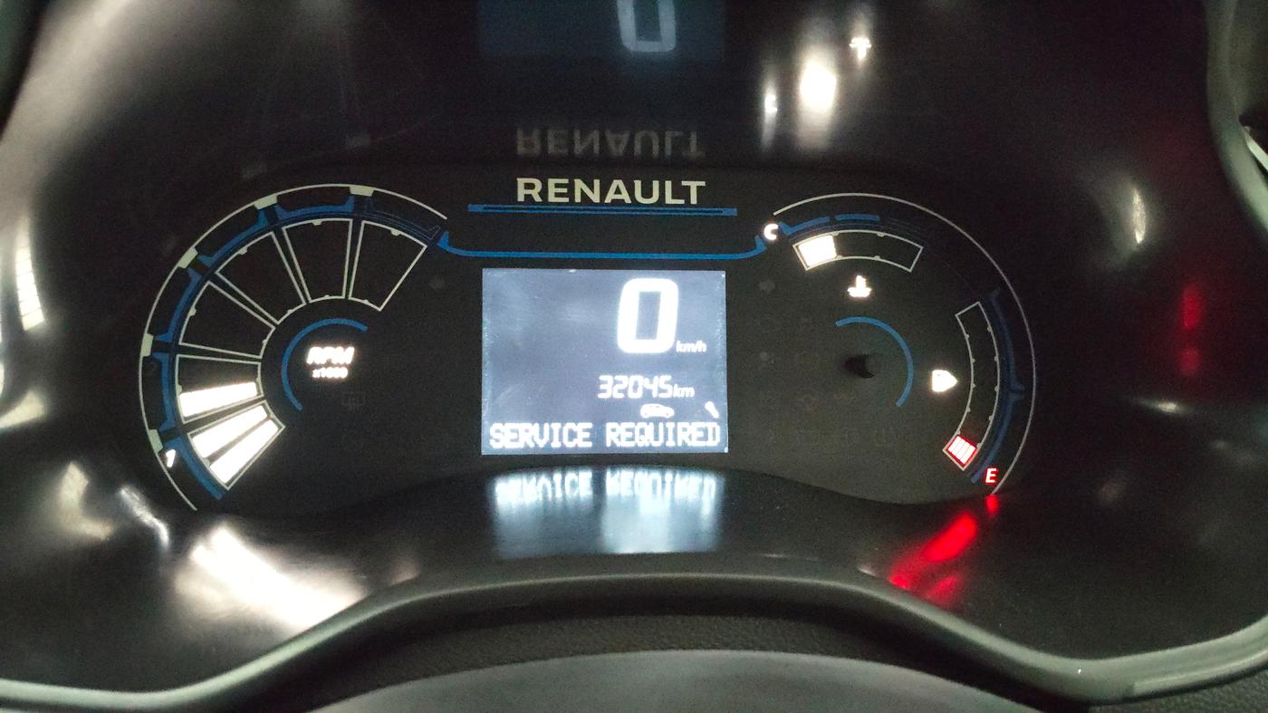 2022 Renault TRIBER RXT, Petrol, Manual, 32,045 km, Odometer Image