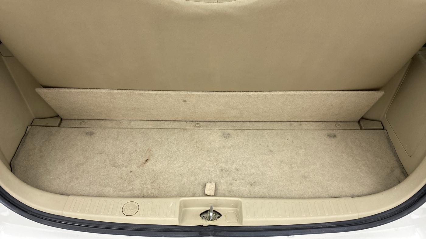 2014 Maruti Ertiga VXI, Petrol, Manual, 37,558 km, Boot Inside