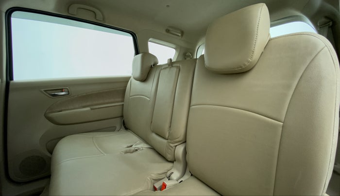 2014 Maruti Ertiga VXI, Petrol, Manual, 37,558 km, Right Side Rear Door Cabin