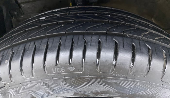 2014 Maruti Ertiga VXI, Petrol, Manual, 37,558 km, Left Front Tyre Tread