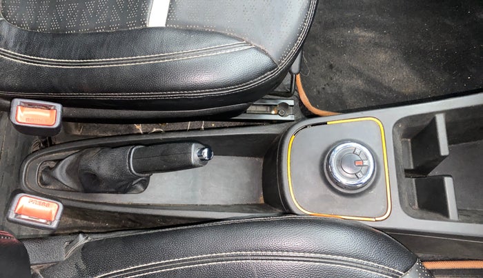 2020 Renault Kwid CLIMBER 1.0 AMT (O), Petrol, Automatic, 76,660 km, Gear Lever