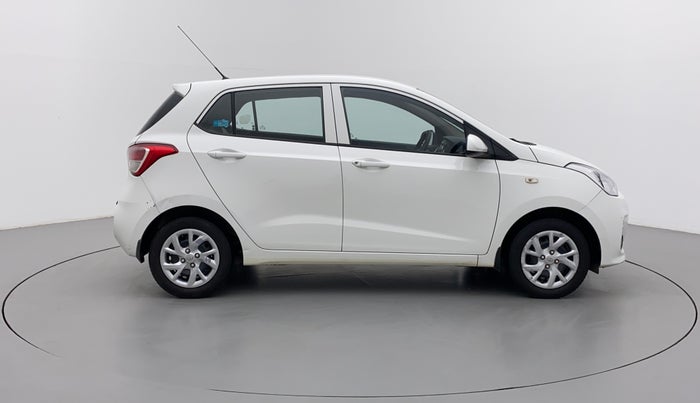 2017 Hyundai Grand i10 MAGNA 1.2 KAPPA VTVT, CNG, Manual, 69,479 km, Right Side View