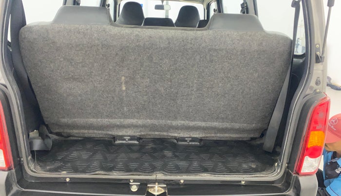 2017 Maruti Eeco 7 STR, Petrol, Manual, 13,946 km, Boot Inside