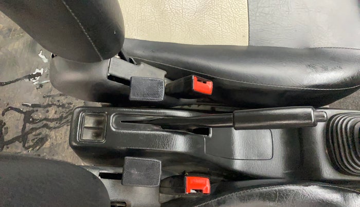 2017 Maruti Eeco 7 STR, Petrol, Manual, 13,946 km, Driver Side Adjustment Panel