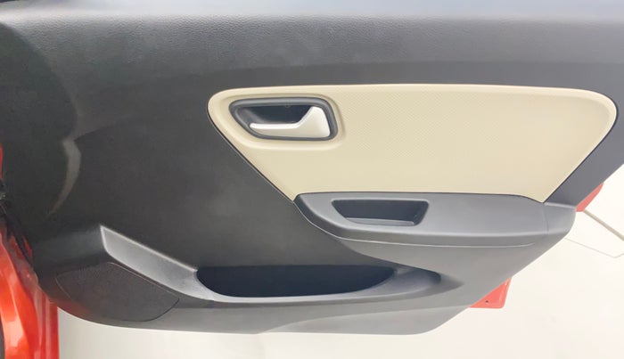 2021 Maruti Alto LXI O, Petrol, Manual, 18,418 km, Driver Side Door Panels Control