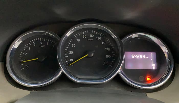 2015 Renault Duster RXL PETROL, Petrol, Manual, 54,271 km, Odometer Image